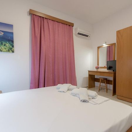 אליקס Anthi Studios & Apartments מראה חיצוני תמונה