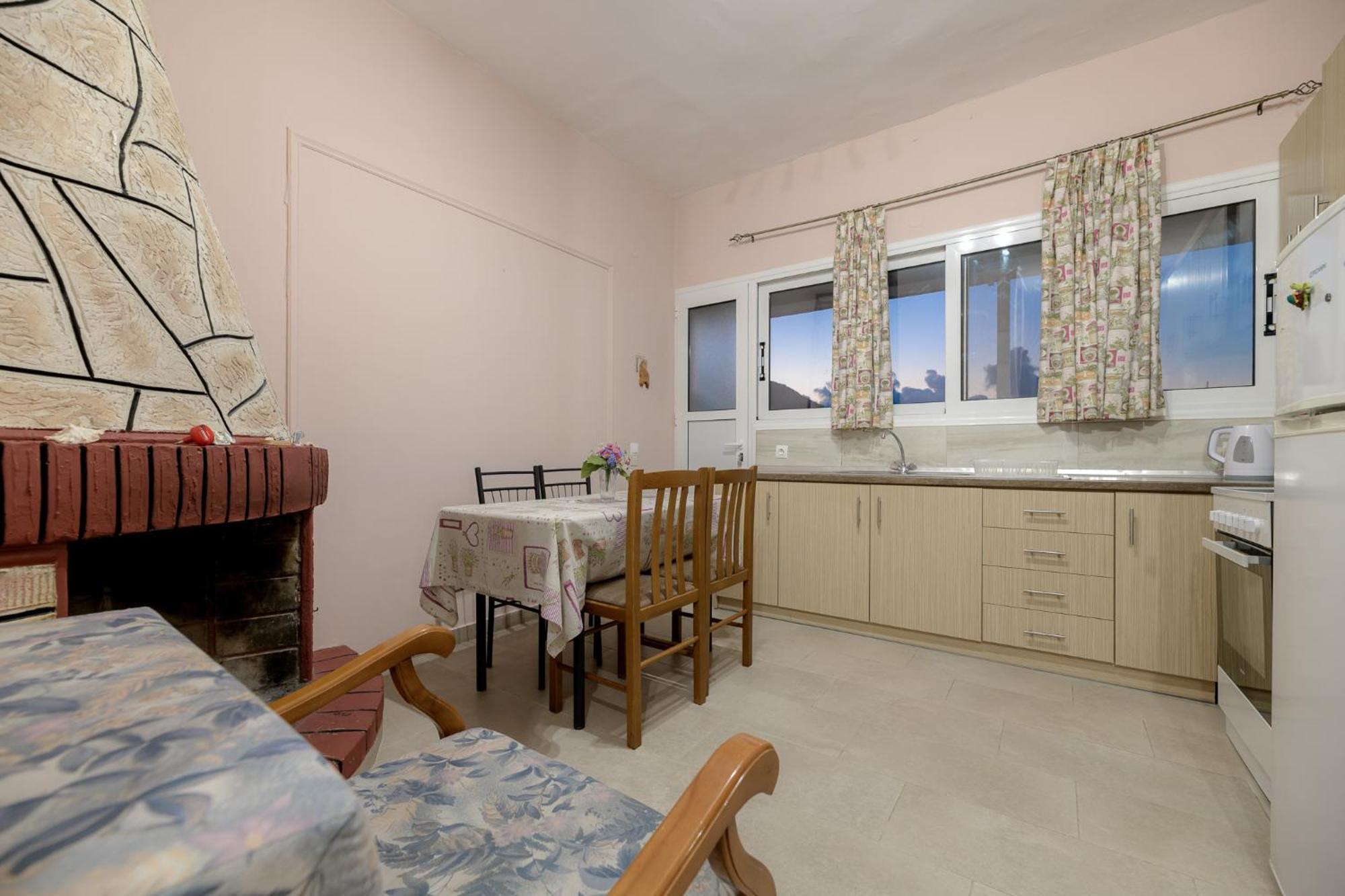 אליקס Anthi Studios & Apartments מראה חיצוני תמונה