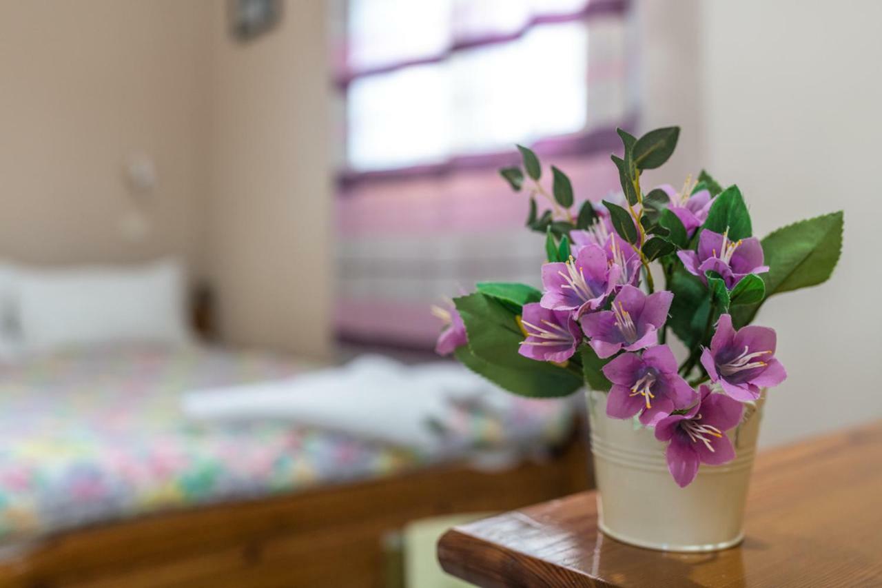 אליקס Anthi Studios & Apartments מראה חיצוני תמונה